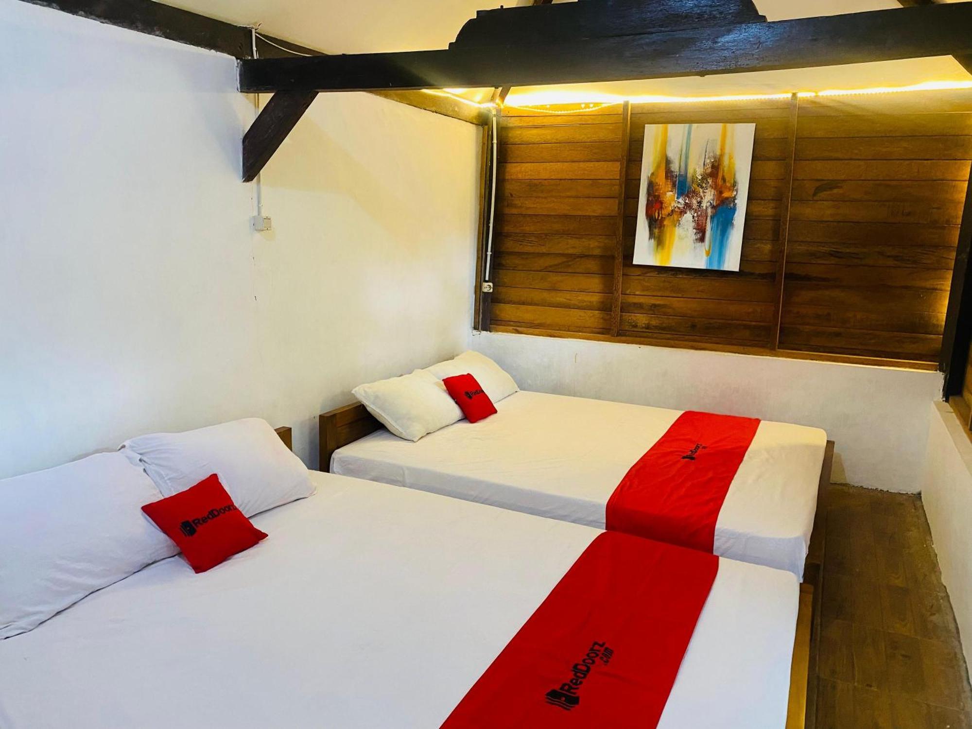Reddoorz Syariah Near Wisata Durensewu Pandaan Jetak Ngoại thất bức ảnh