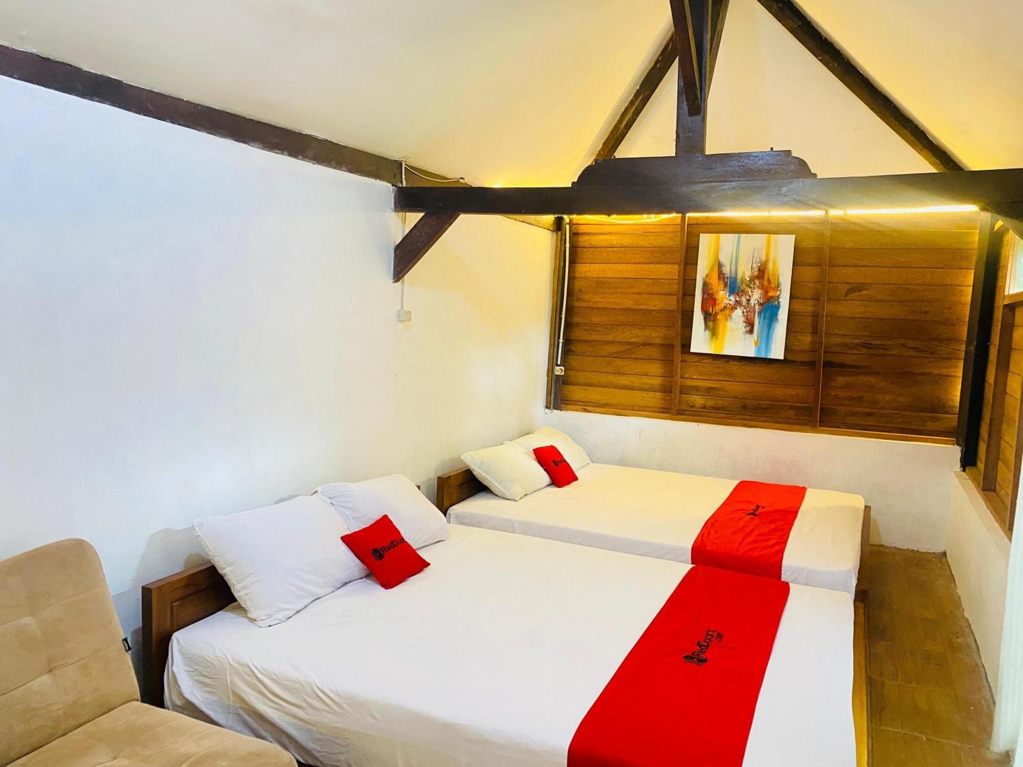 Reddoorz Syariah Near Wisata Durensewu Pandaan Jetak Ngoại thất bức ảnh