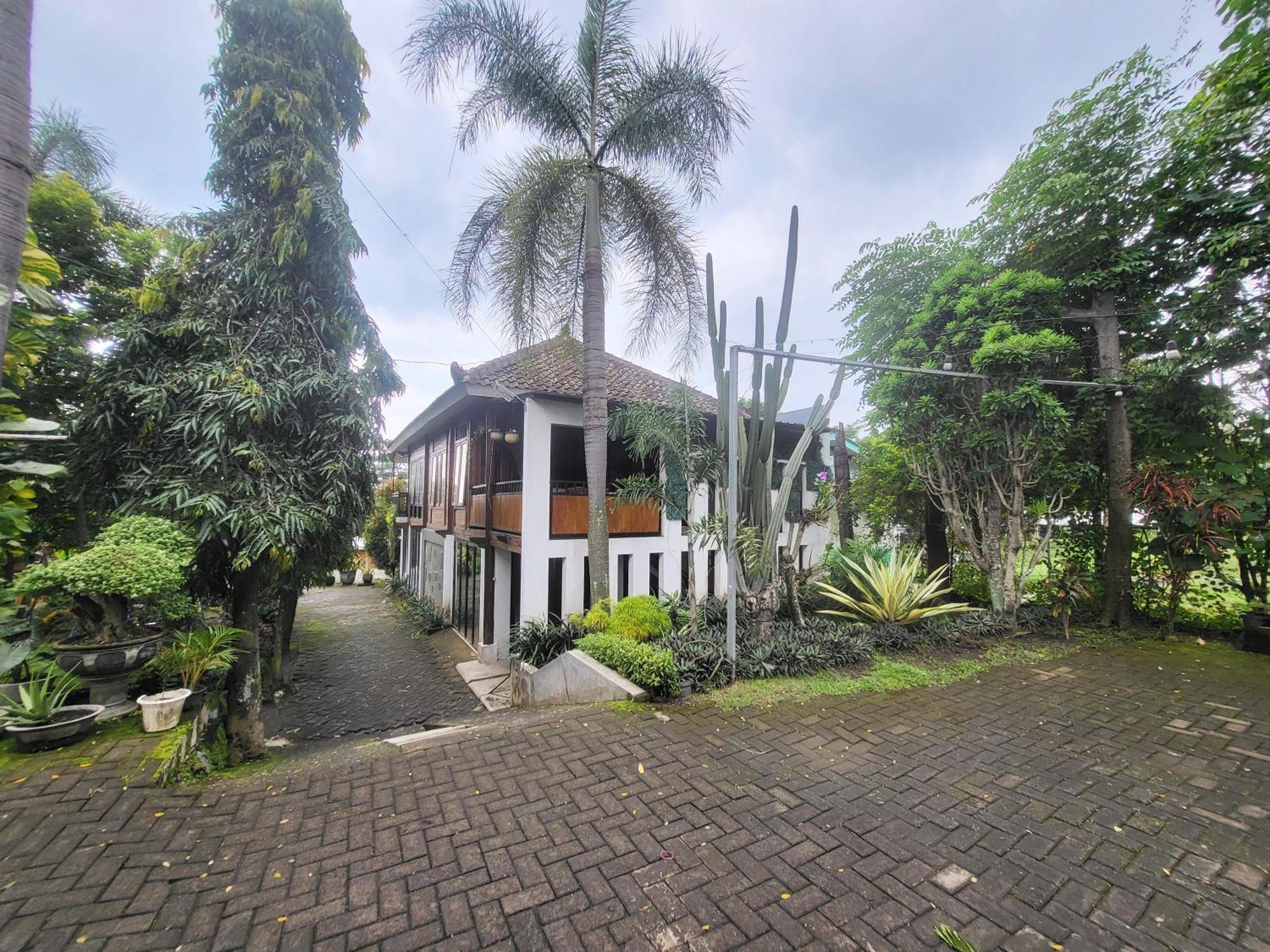 Reddoorz Syariah Near Wisata Durensewu Pandaan Jetak Ngoại thất bức ảnh