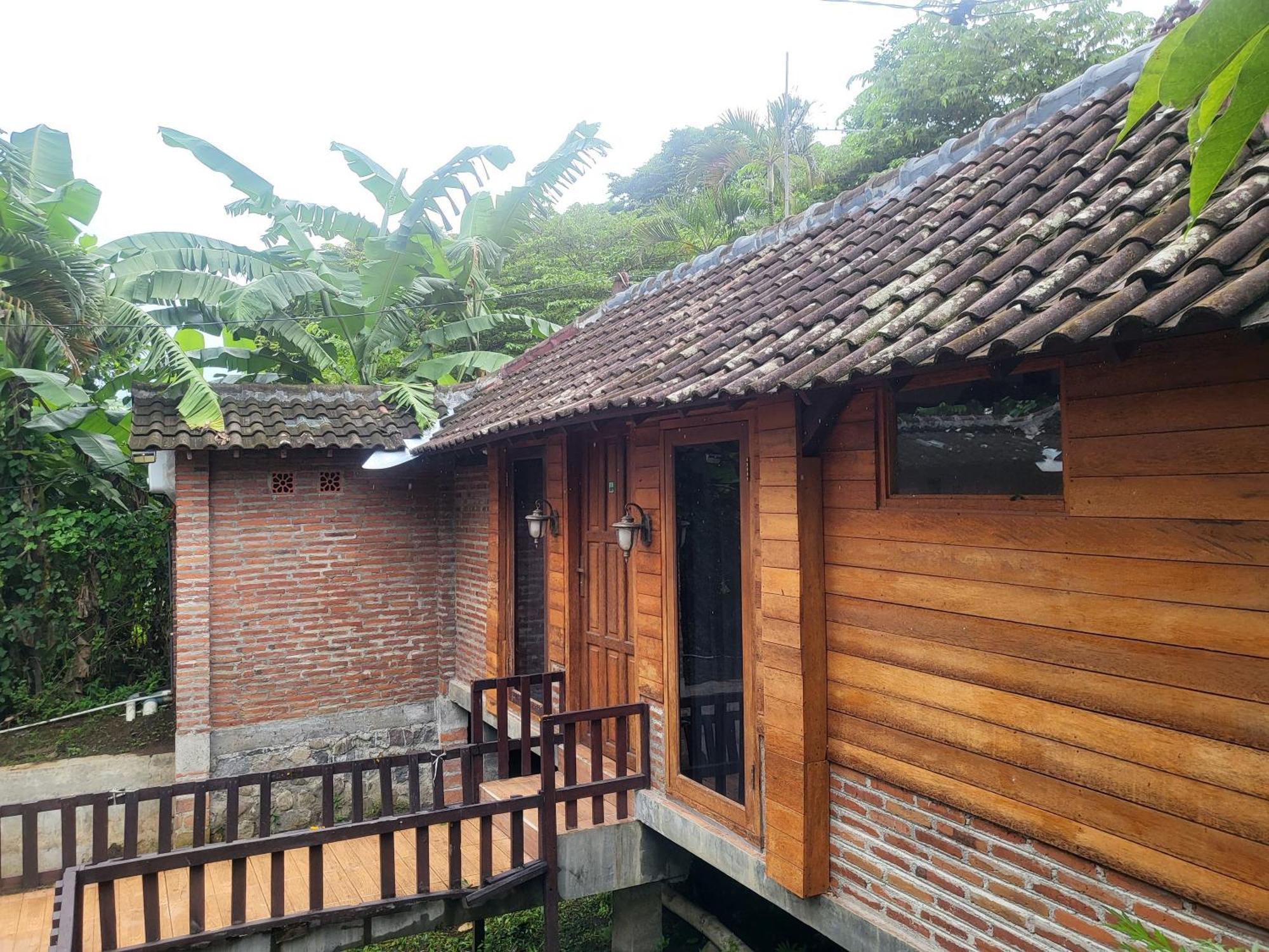 Reddoorz Syariah Near Wisata Durensewu Pandaan Jetak Ngoại thất bức ảnh